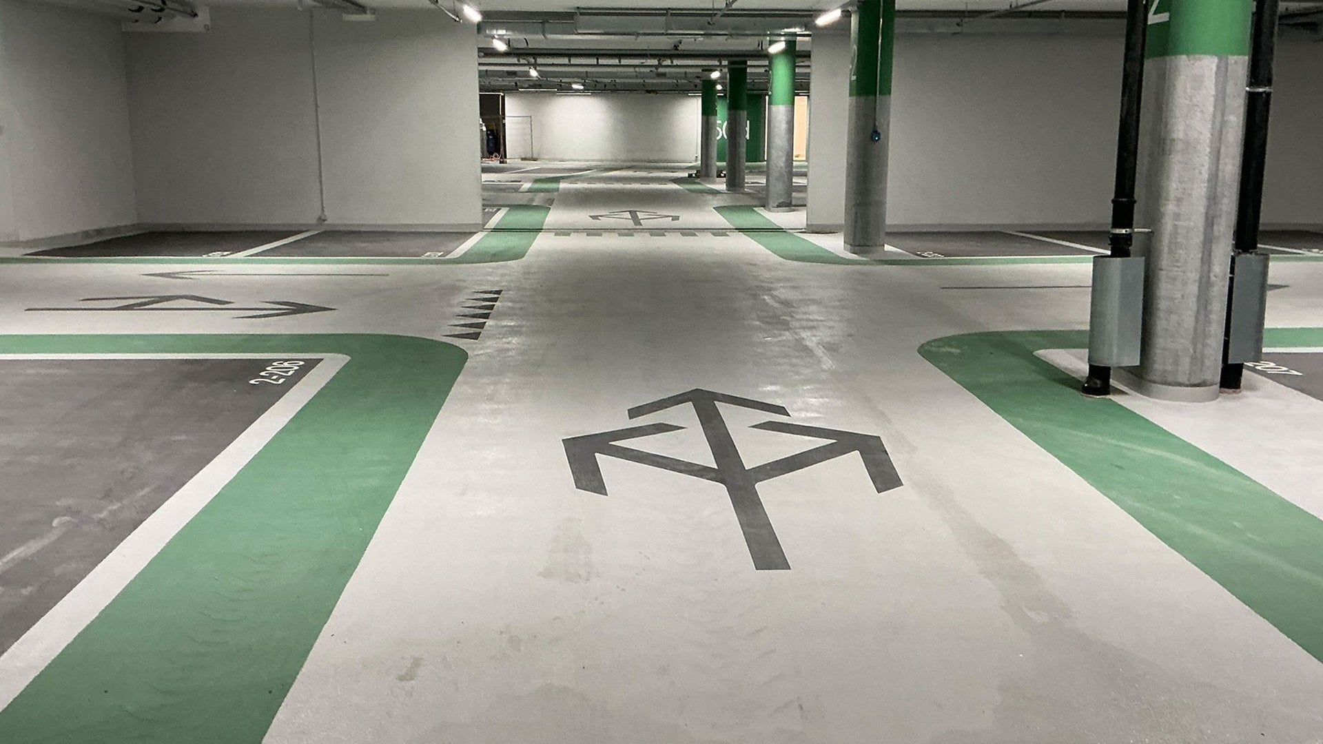 Revêtement de sol sans joints, parking souterrain, PULSE, Chesaux-sur-Lausanne