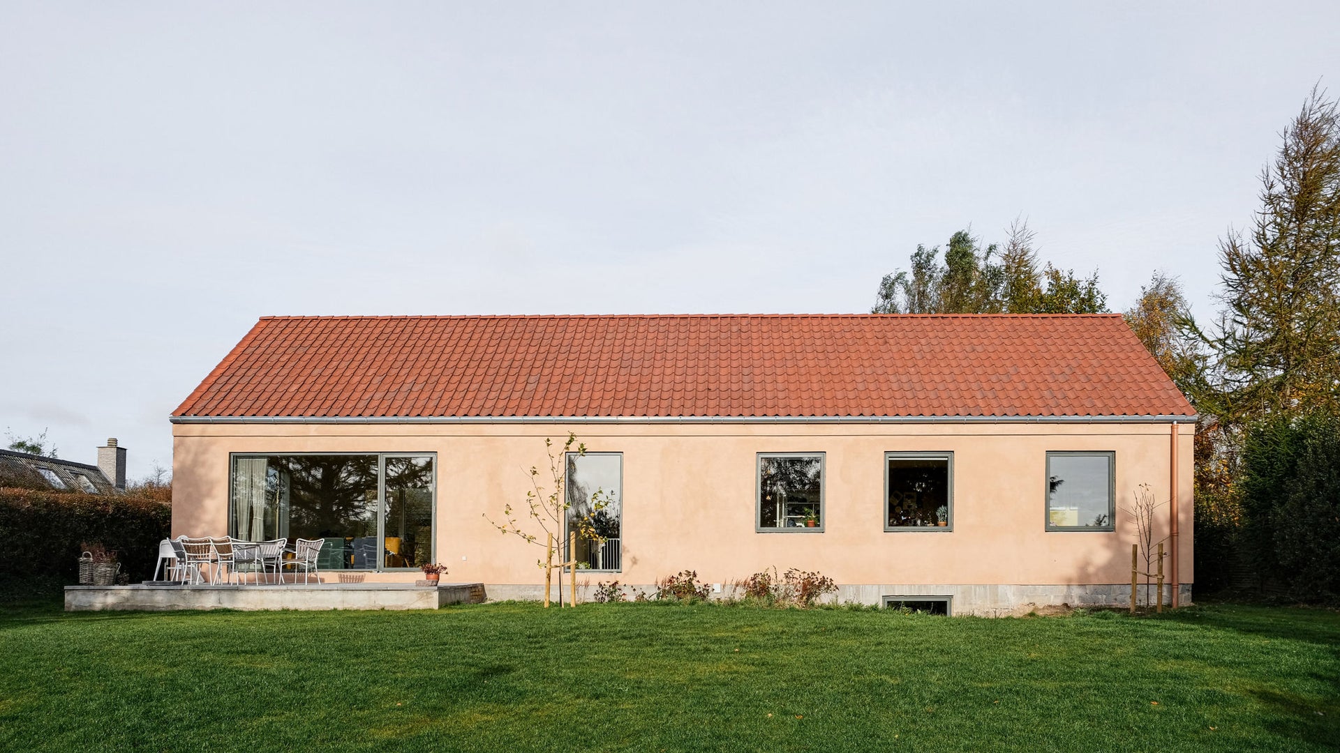Husfacade pudset med Skalcem CF2000-27
