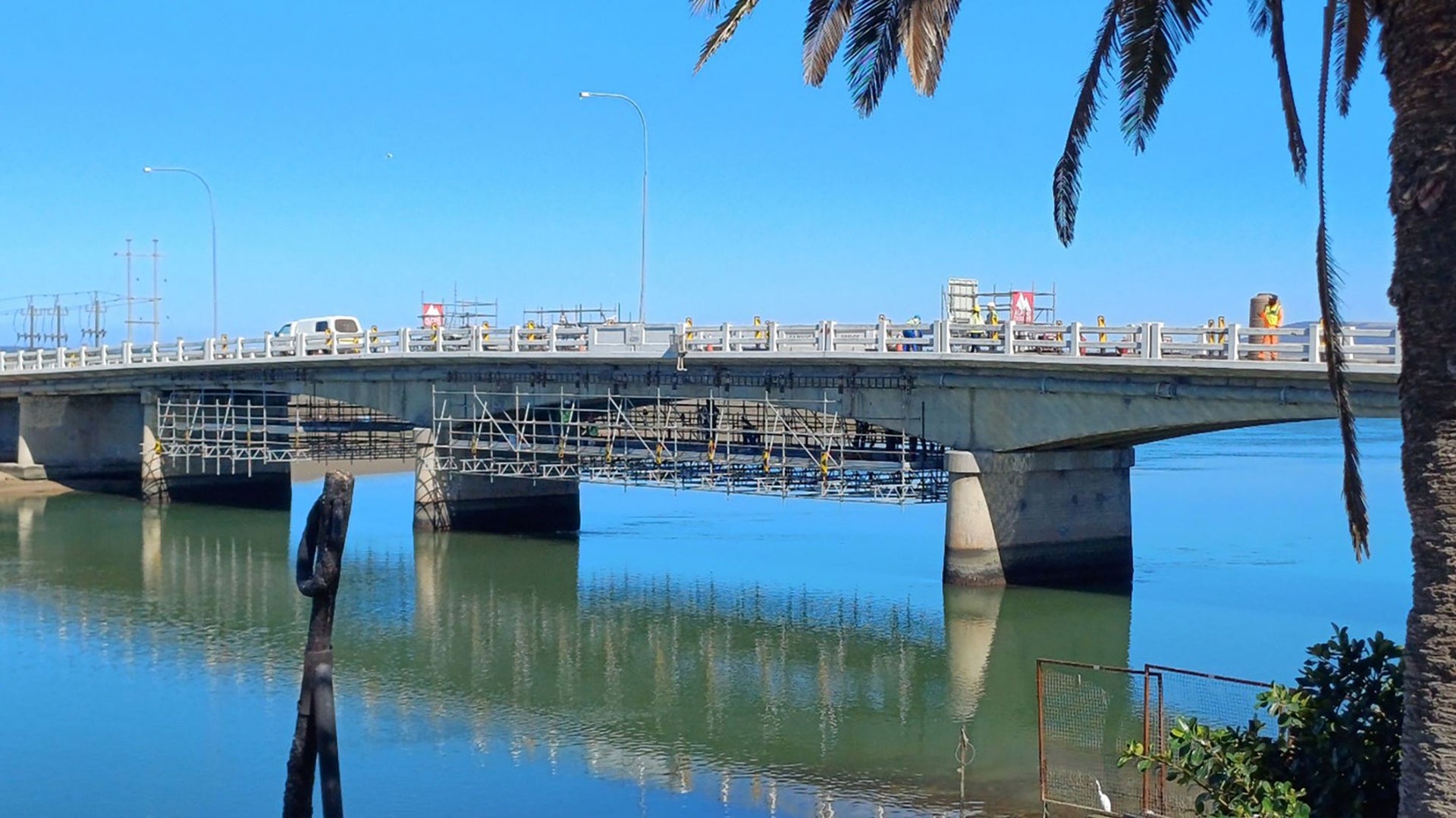 Refurbishment of Carinus Bridge in Western Cape with Sika Products.