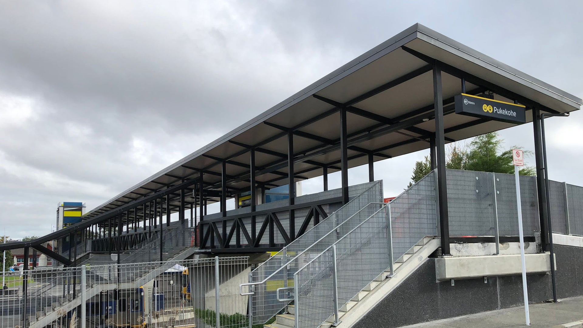Pukekohe Train Station