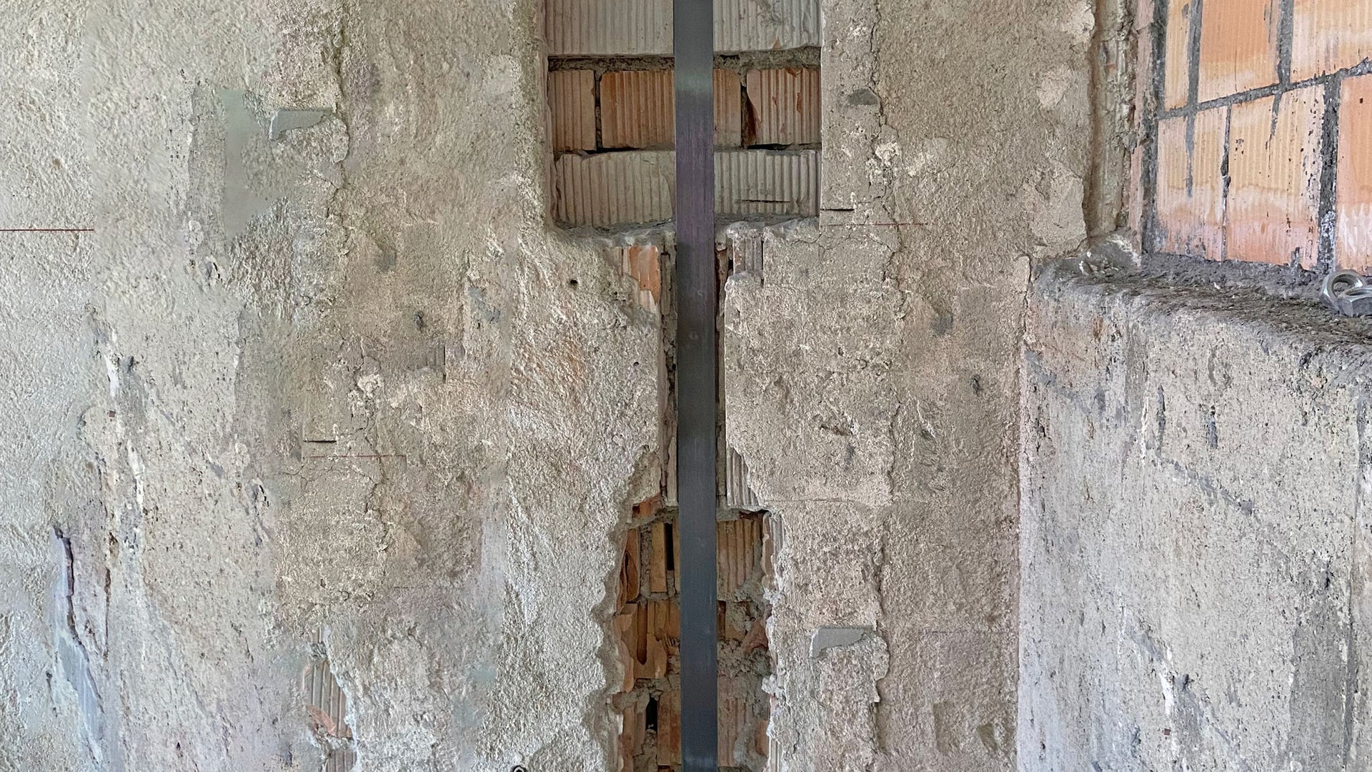 Schulhaus, Tamins - Erdbebenverstärkung