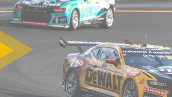 supercar-on-track-sika-branding