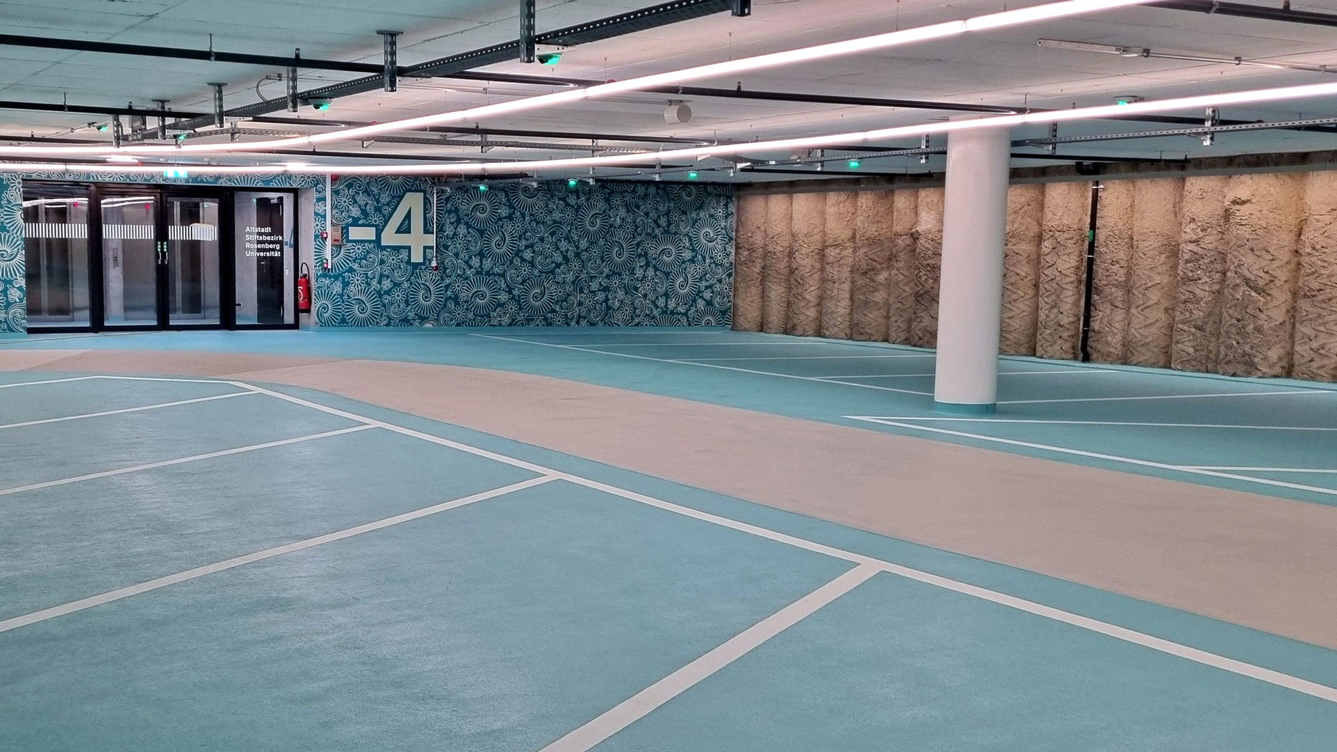 Parkhaus u25 mit neuer Parkhausbeschichtung