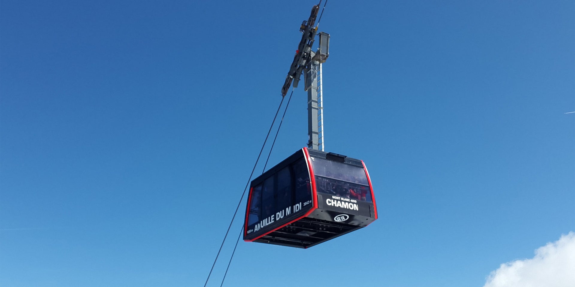 Seilbahnkabine in Einsatz auf der Strecke Plan de l’Aiguille – Aiguille du Midi in Chamonix