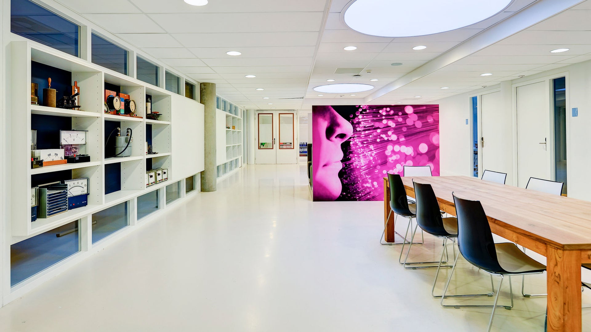 Aloysis Collage Hilversum floor finished project