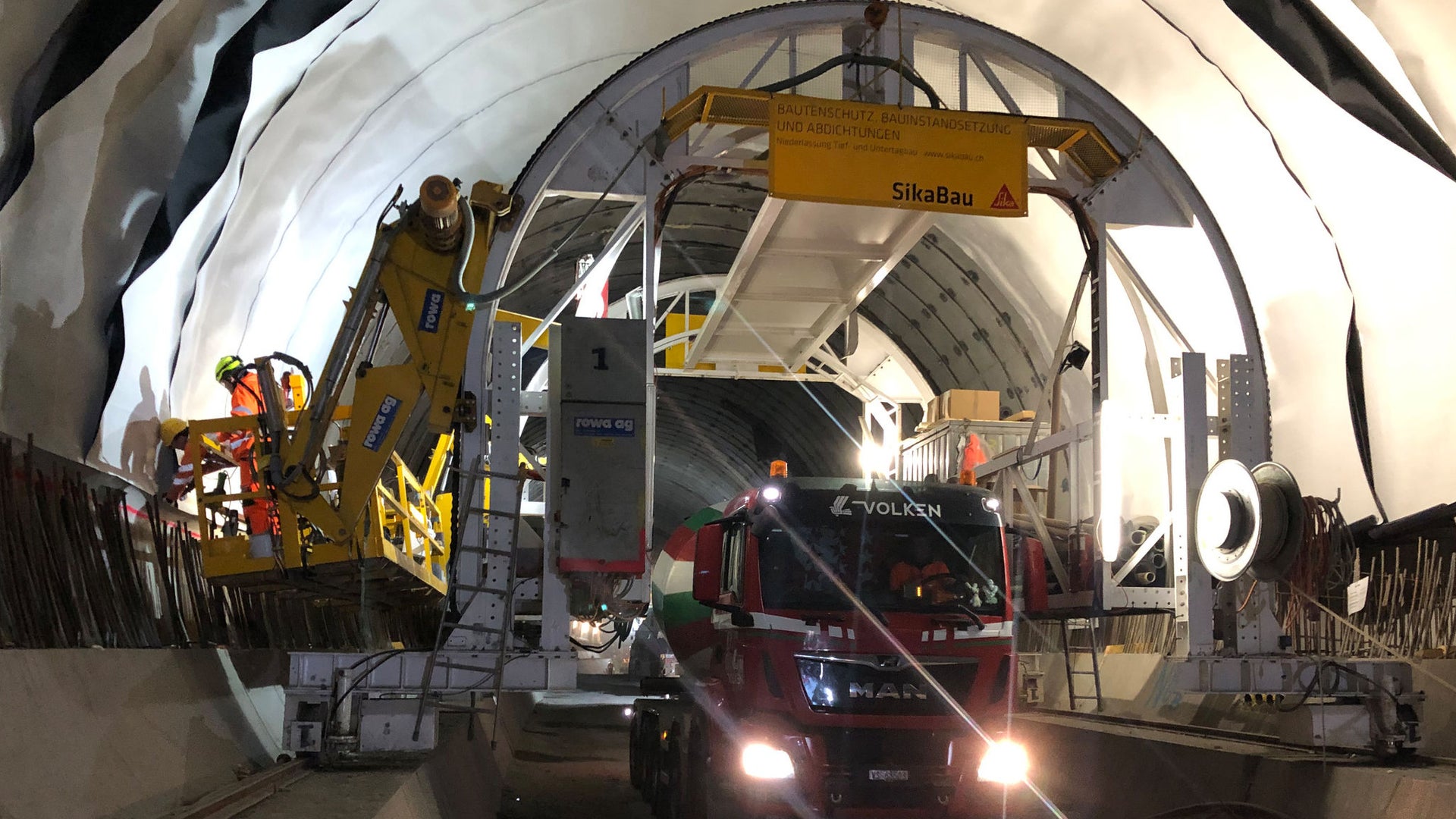 Folienverlegemaschine, Gewölbeabdichtung Tunnel Riedberg
