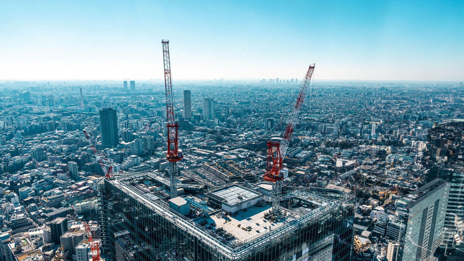 Construction in tokyo skyline