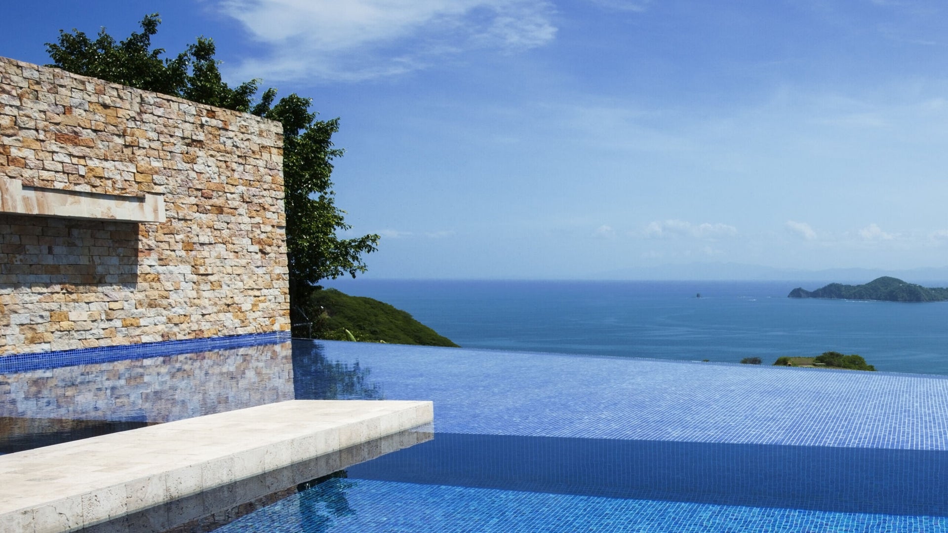 Infinity pool