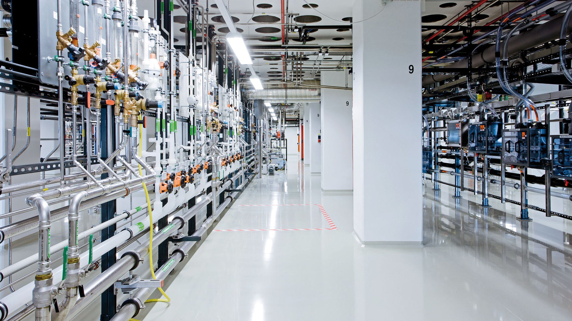 Data center technical area with white floor