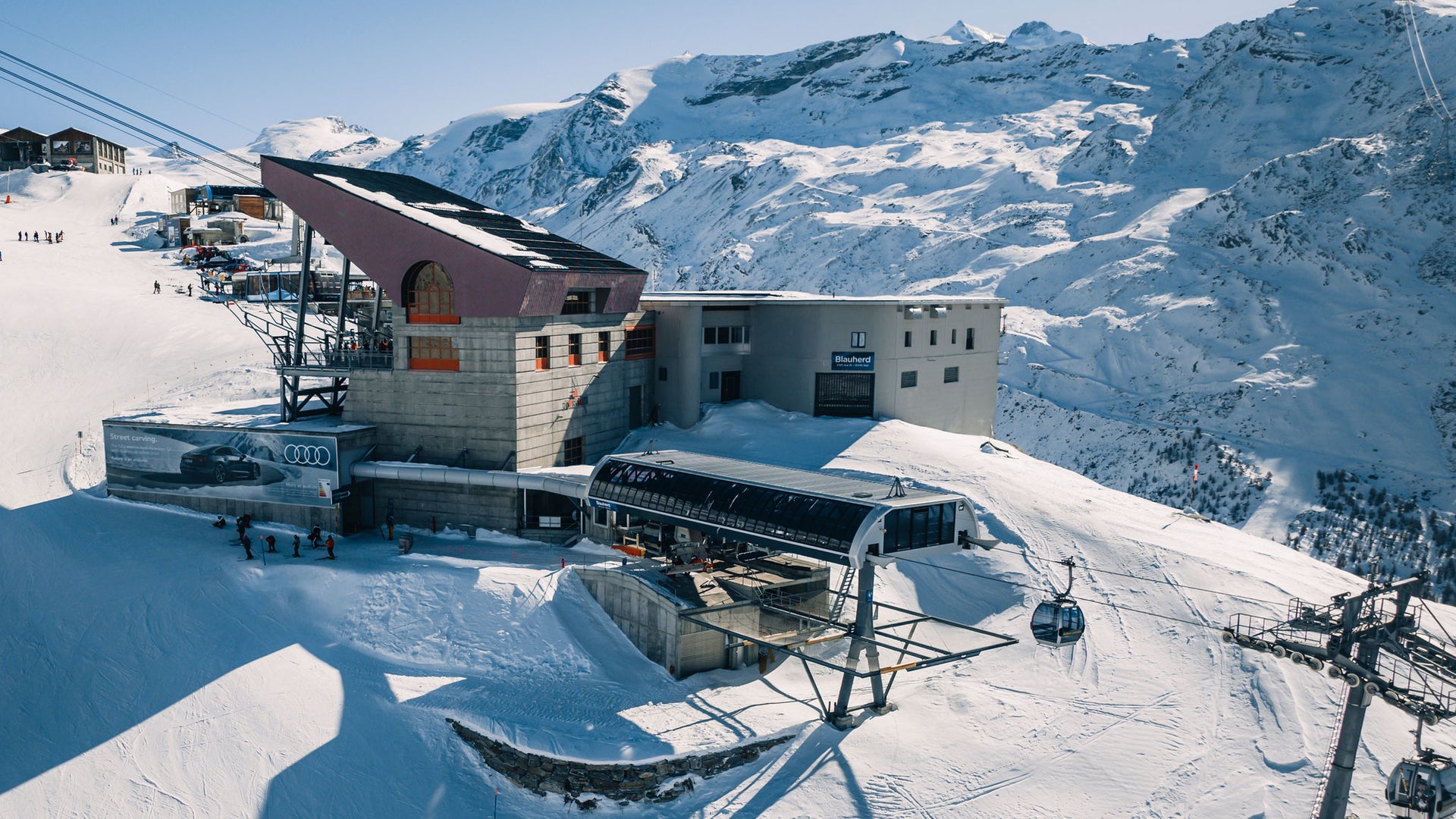 Neue Beschichtungen an der Bahnstation Blauherd in Zermatt
